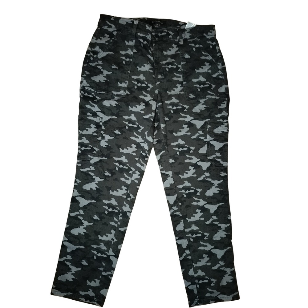 Banana Republic Women's 12 Camouflage Cargo Pants Black‎ Grey Utility Pockets